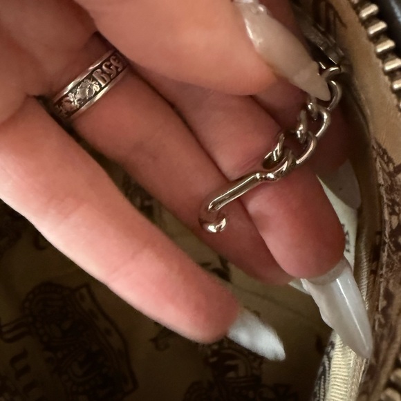 Juicy Couture Black Leather Shoulder Bag - Picture 8 of 10